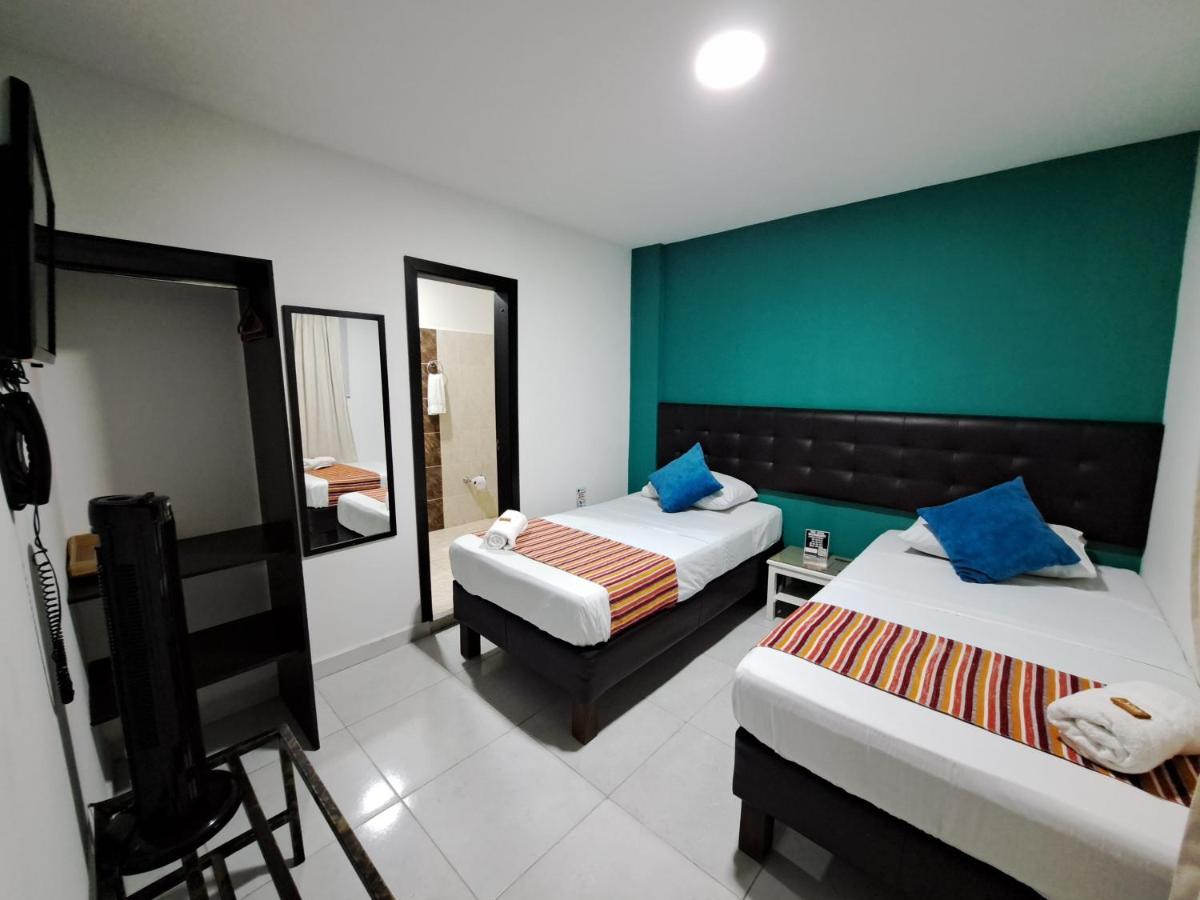 Hotel 9-25 Pereira Exterior photo